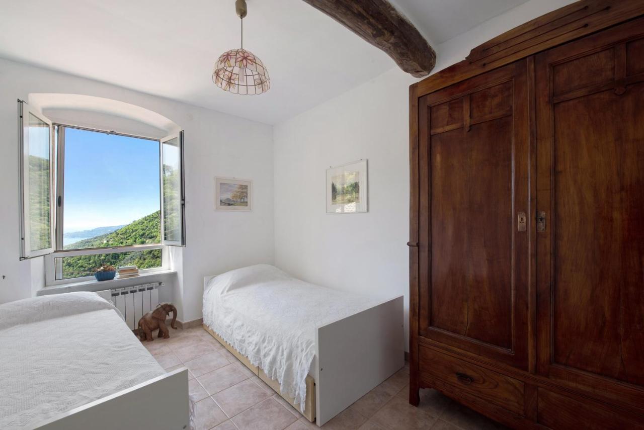 Cottage Con Vista Mare โซอาลยี ภายนอก รูปภาพ