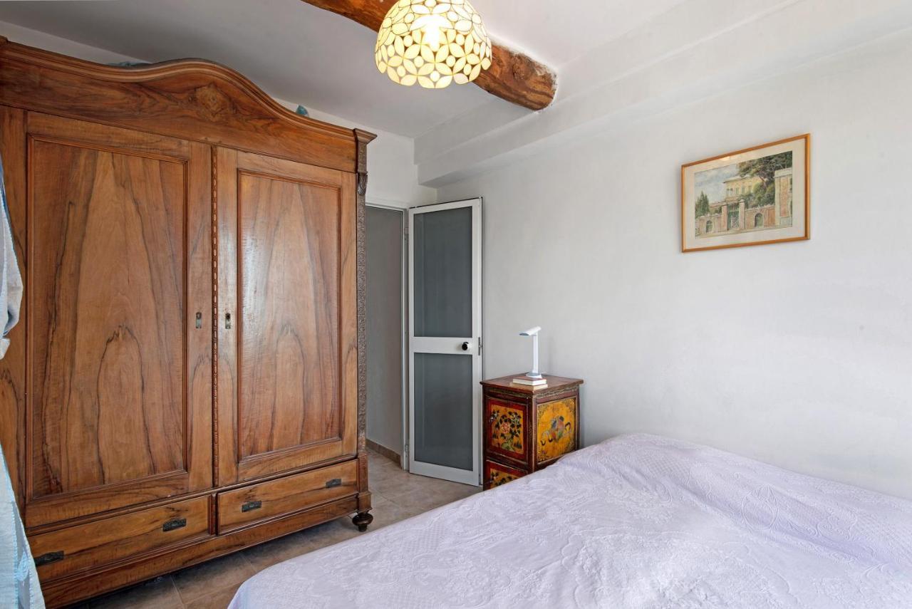Cottage Con Vista Mare โซอาลยี ภายนอก รูปภาพ